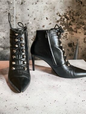Balenciaga Black Pointed Toe Lace-Up Leather Ankle Boots